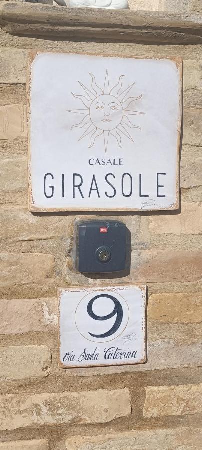 Hotel Casale Il Girasole Barbara Esterno foto